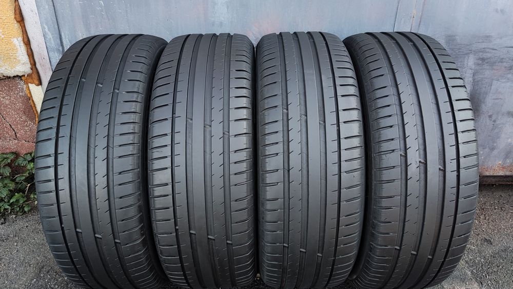 4бр. летни гуми 225/55/19 Michelin Pilot Sport 4, SUV
dot23
7.3mm
Мног