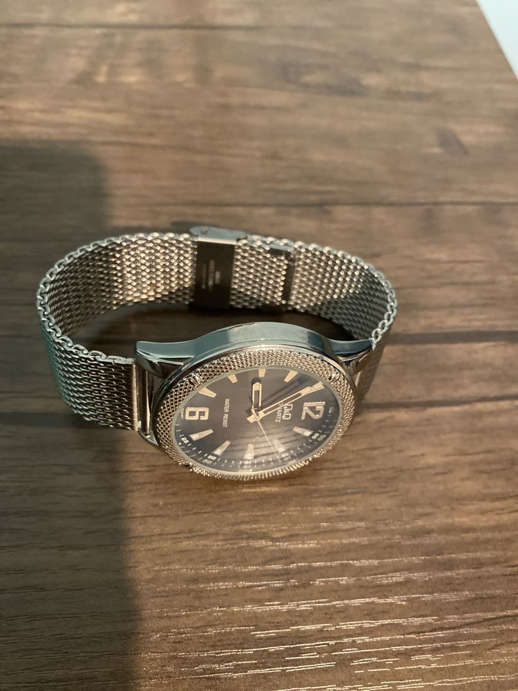 Vand ceas Q&Q quartz