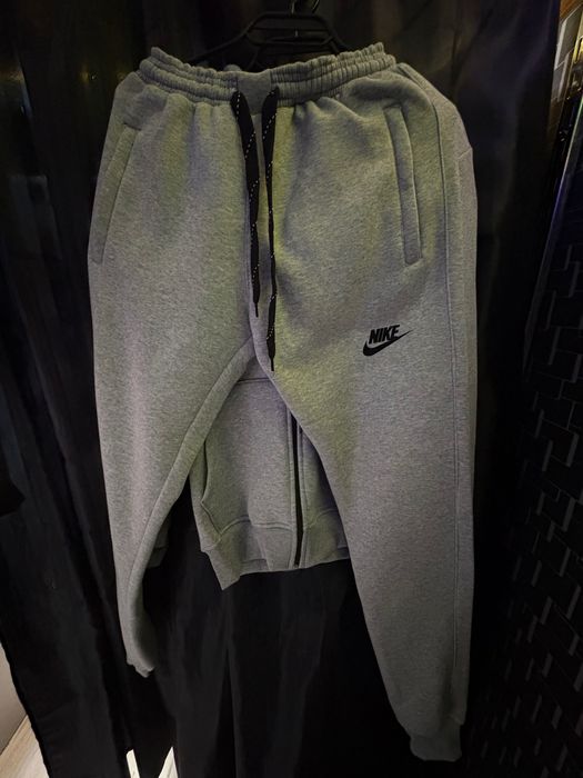 Nike           Nike