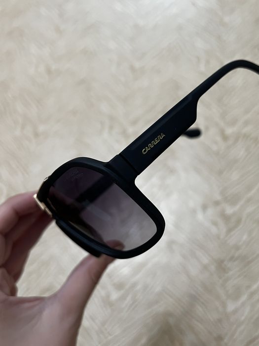 Ochelari de soare Carrera