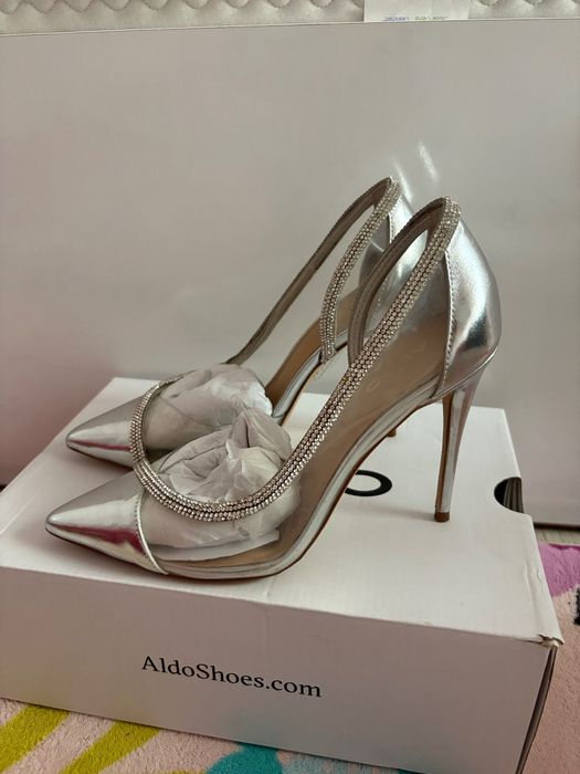 Дамски маратонки,боти и ботуши