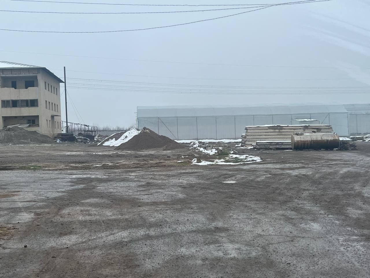 Продаётся пром зона или как земельный участок под строительство 2,3 га