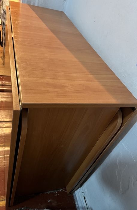 Продам раздвижной стол