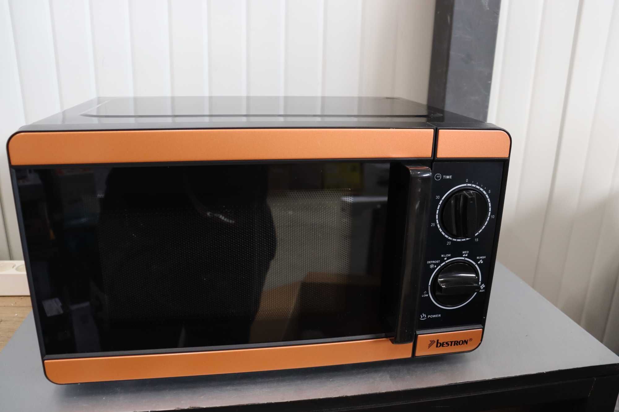 Микровълнова фурна Bestron Copper, 700W, 20л, 6 функции, таймер