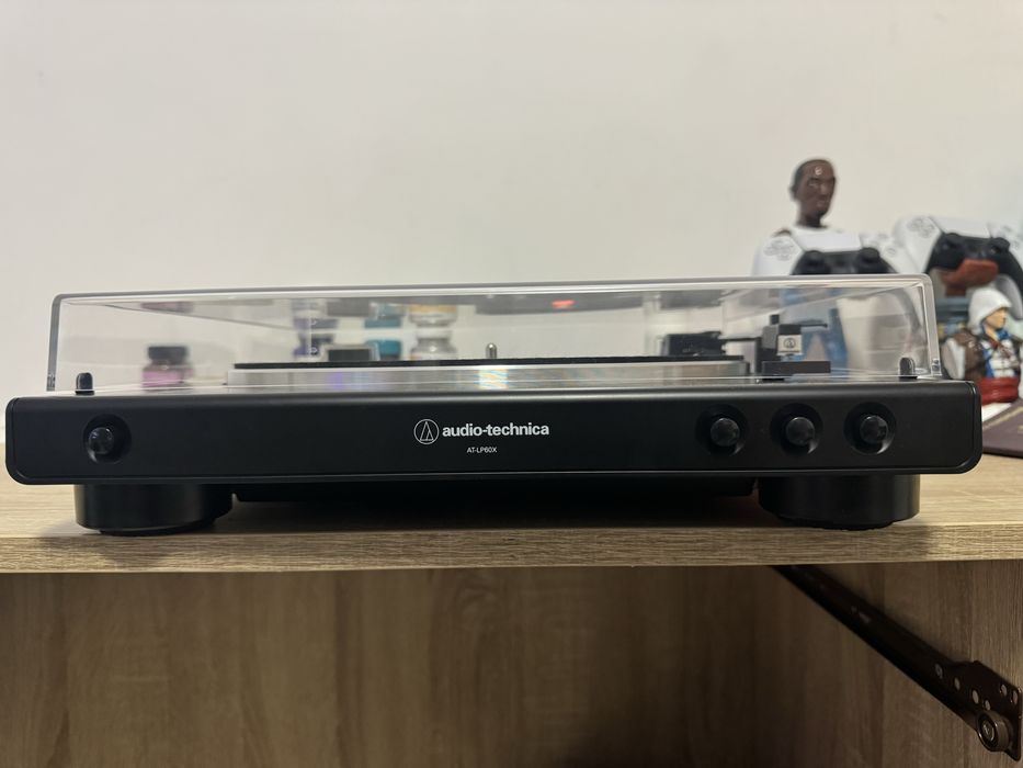 Pick up Auditechnica LP60x