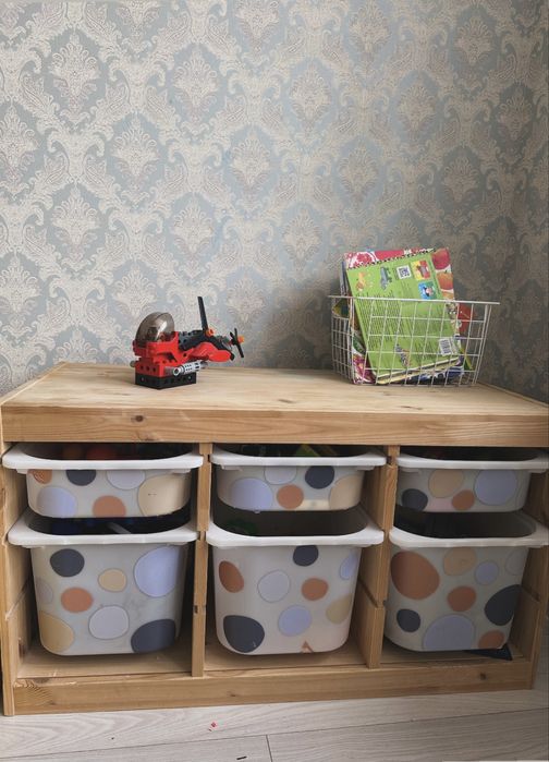 Продам стеллаж в детскую комнату