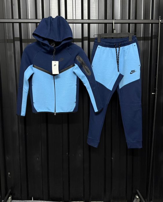 Детски екипи Nike Tech Fleece в 12 цвята 10г до 15г