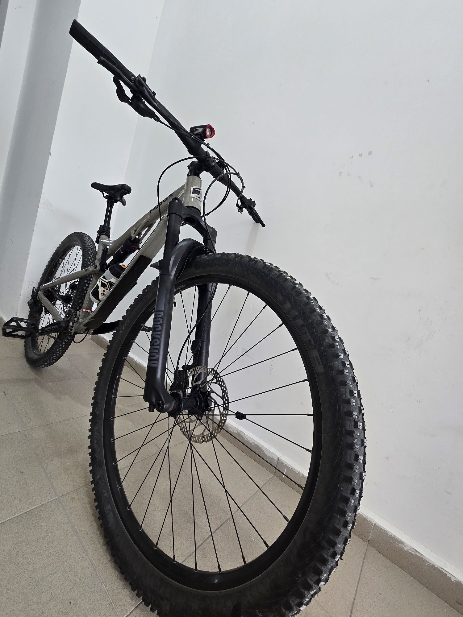 MTB Jamis 29  пълно окачване