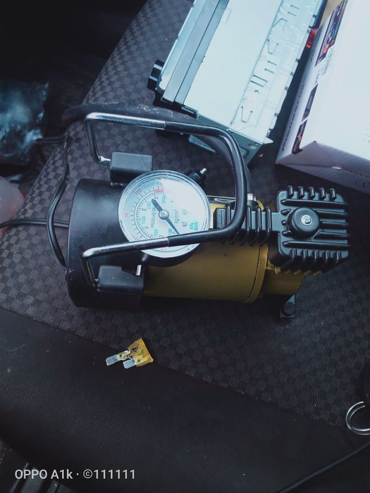 Продам авто компрессор