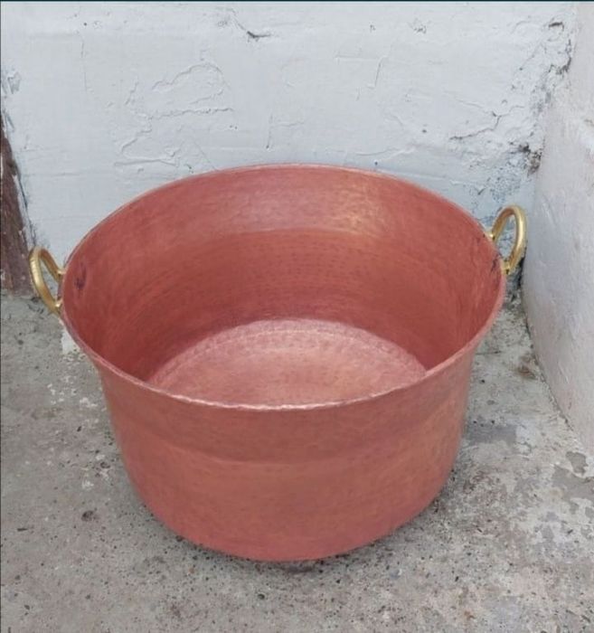 Vand caldare de facut dulceata la capacitatea de 70 litri cu grosimea