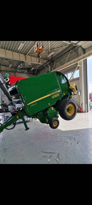 John Deere F440 E 120 см.