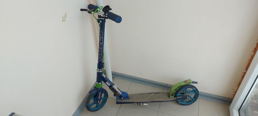 Продам самокат в отличном состоянии