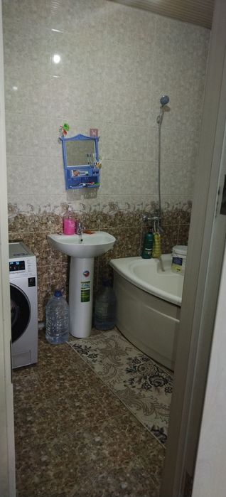 Дом сотилади 7эж 7этаж