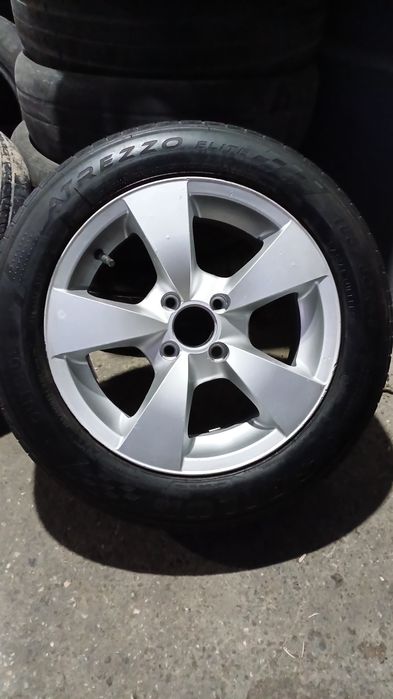 Титанки Р15 в идеальном состоянии 4 комплекта