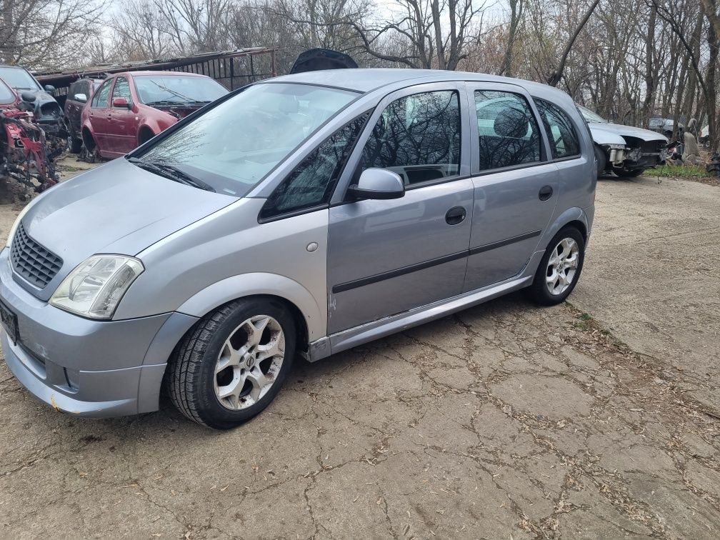 Dezmembrez Opel Meriva 2005 1.7 diesel