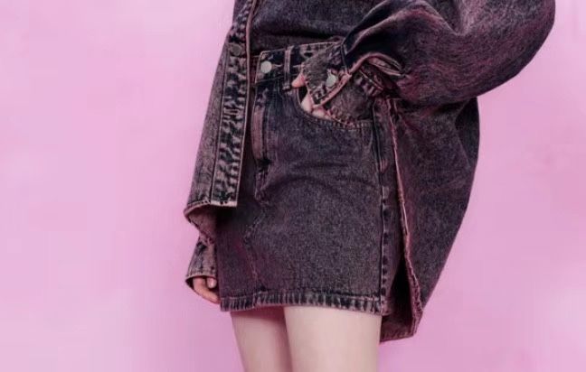 Продам джинсовую юбку новую