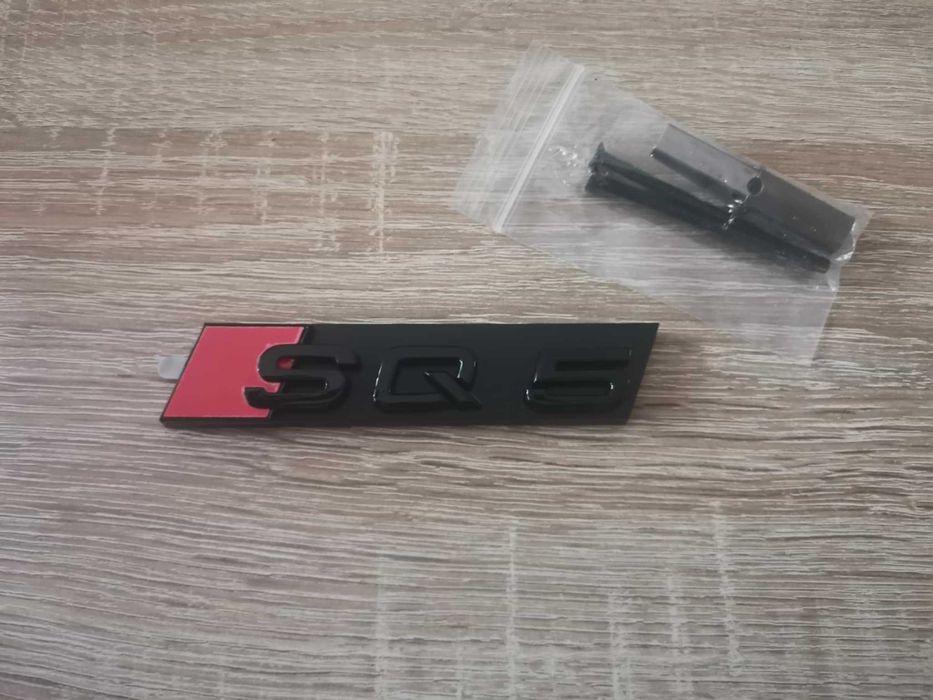 Предна решетка черна емблема Audi SQ5