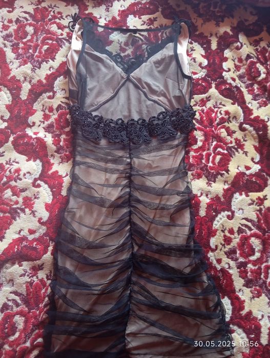 vând rochie de seara