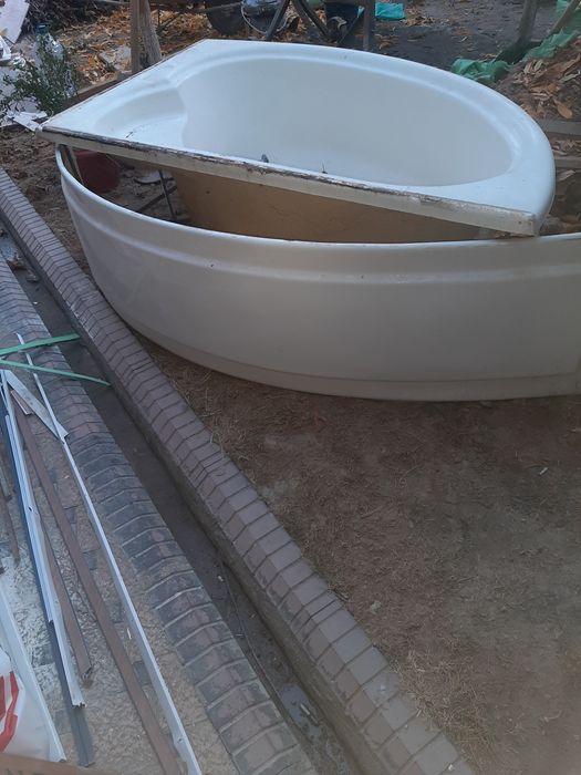 Ванна уголок б/у