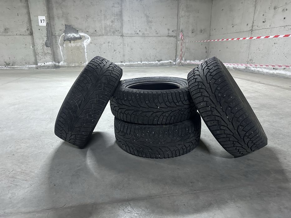 Зимняя резина, шипованная 235/60 R16
