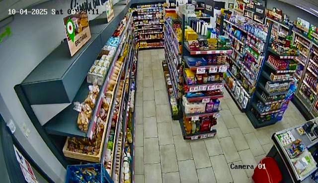 Vand Afacere Parter Magazin Alimemtar ~ Etaj Birou + Garsoniera