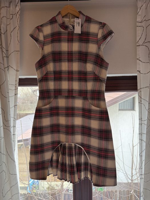 Rochita Karen Millen