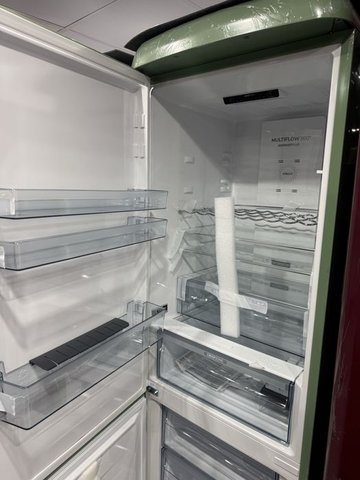 Ретро хладилници GORENJE , A+++