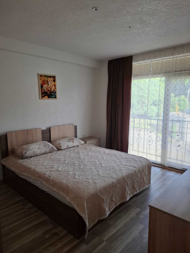 Дава се под наем Тристаен апартамент в Свиленград - 70 кв.м за 382.5 € - Снимка #1