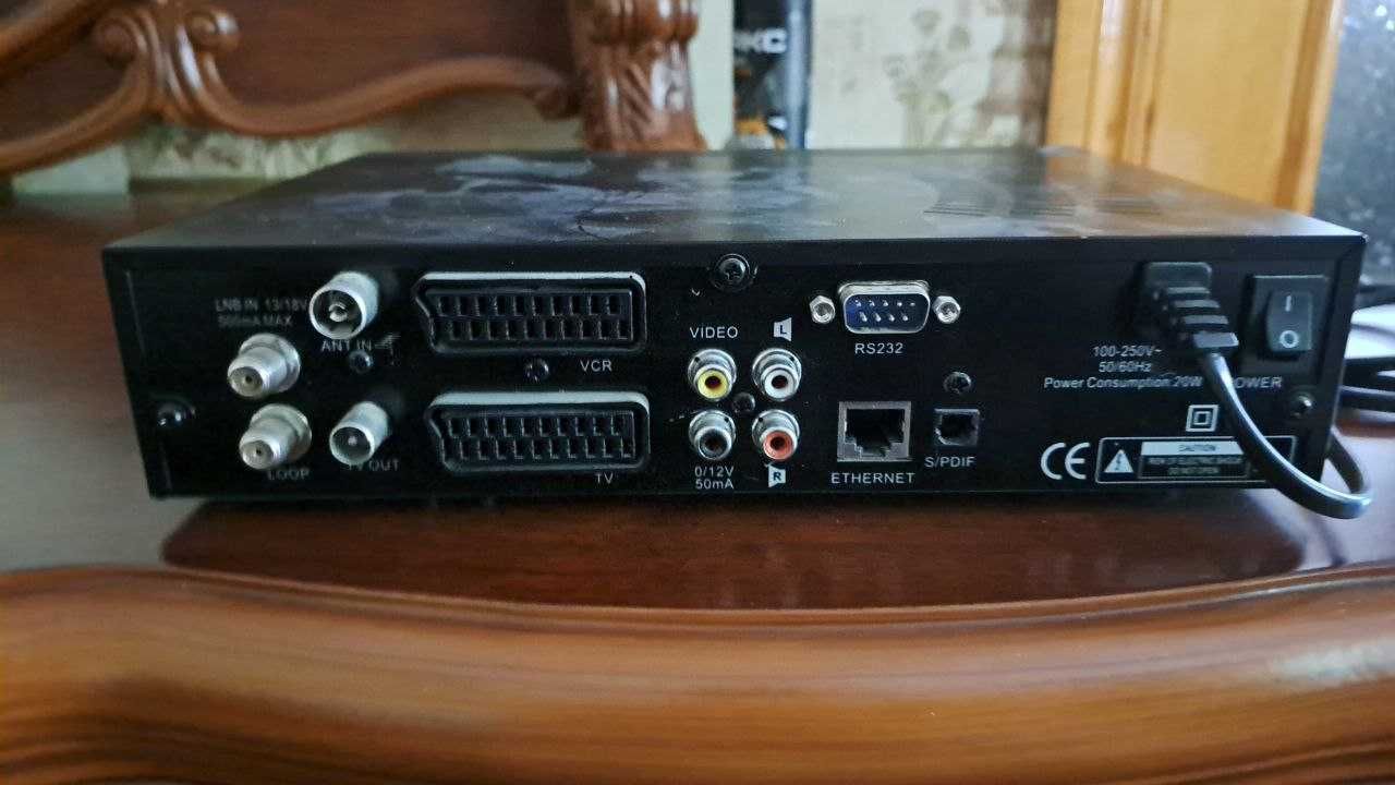 Продам тюнер BOX 500- 2шт.
