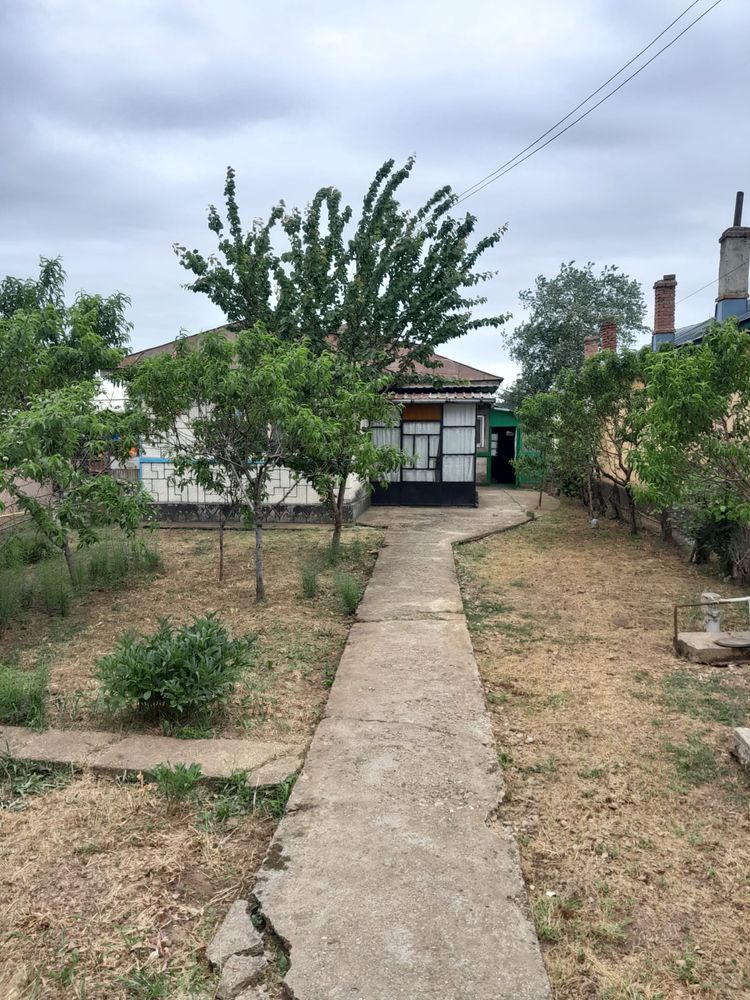 Casa de vanzare in comuna negoiesti
