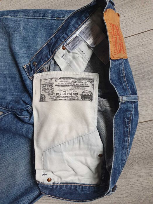 Blugi LEVI'S 501 - Marime W31 L34 (Talie 81 cm)