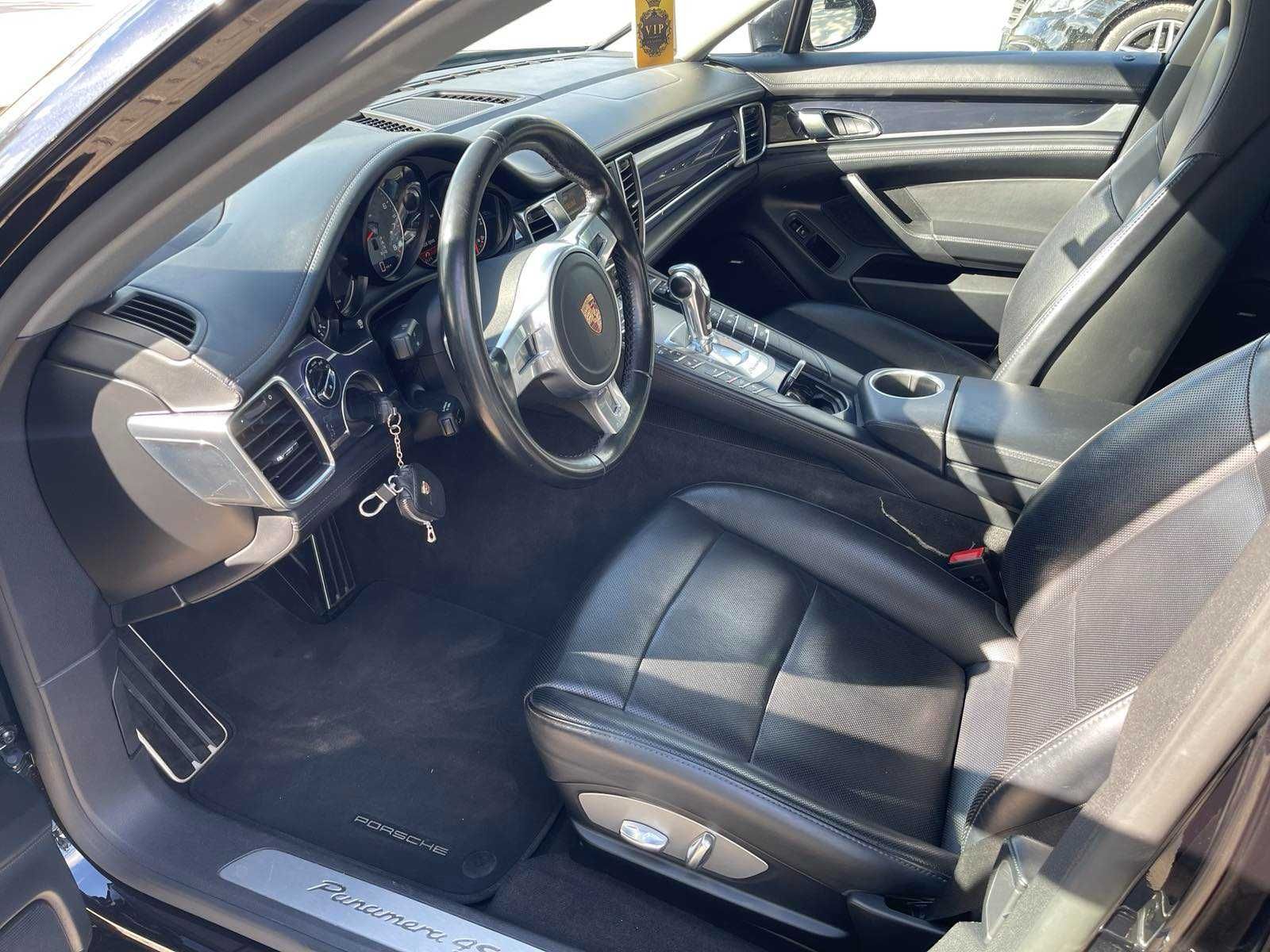 Porsche Panamera 4S PdK bi-Turbo