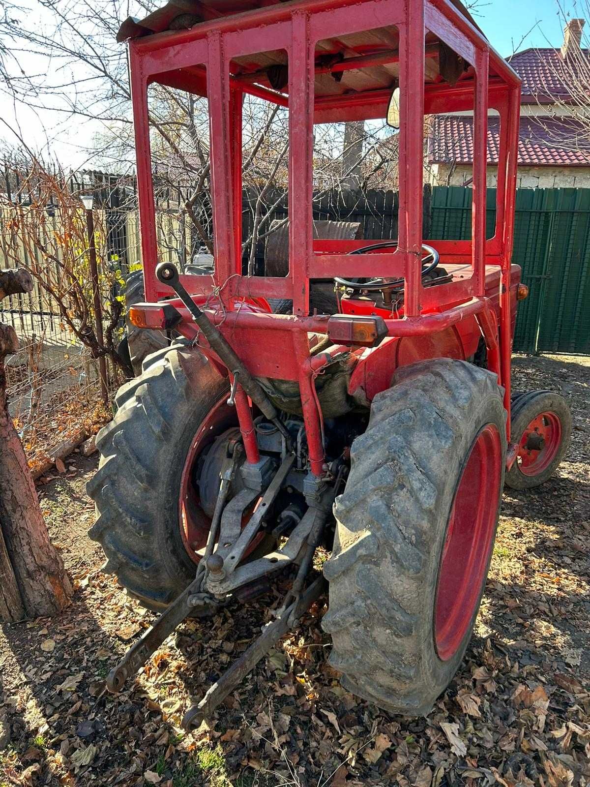vanzari tractor viticol