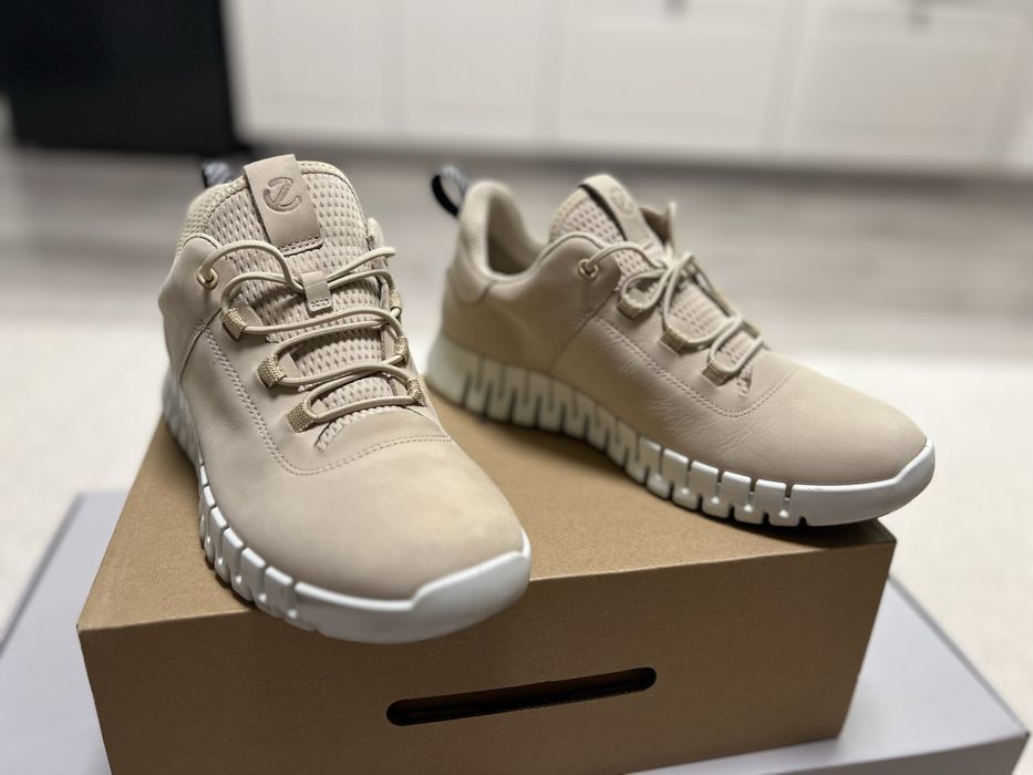 Papuci barbati ecco marimea 41 bej (noi) + voucher 20%