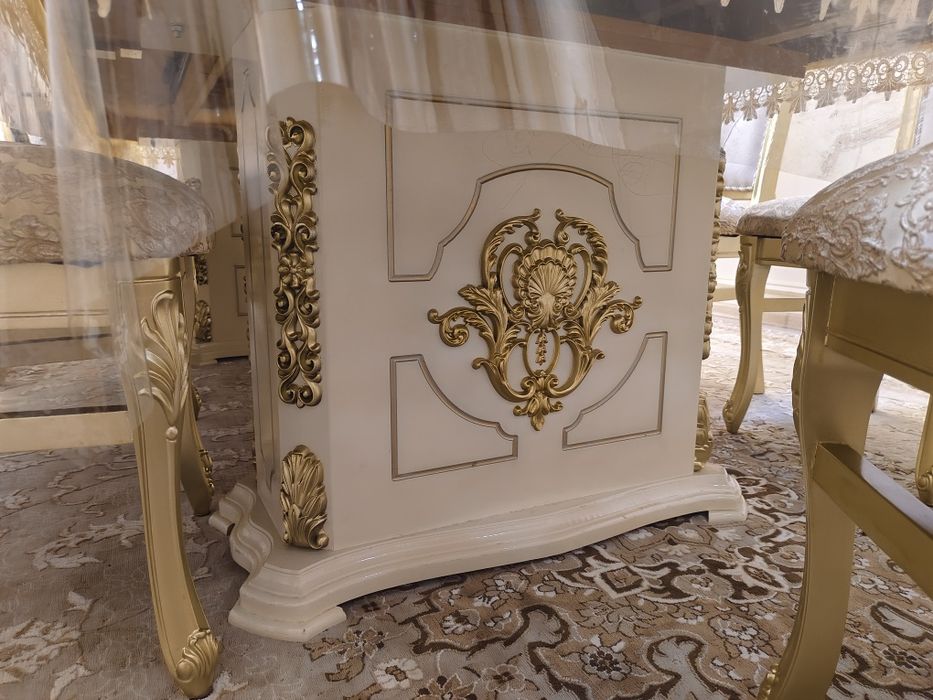 Стол 12 та стули Билан сотилади