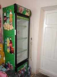 Холодилник витрина для напитка