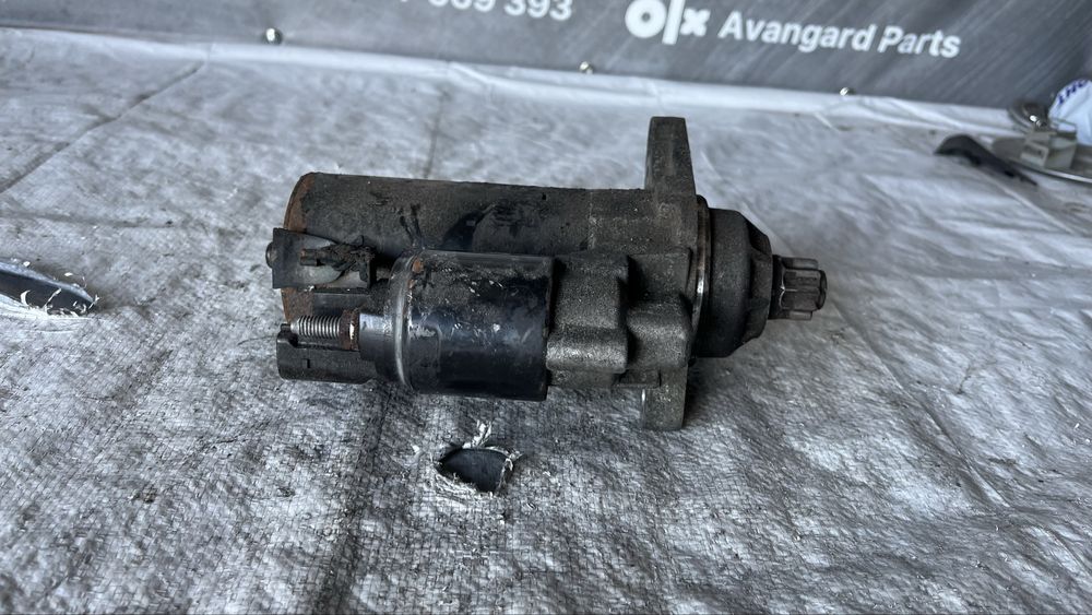 Volkswagen Caddy 3 2.0 SDi стартер