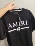 vand tricou amiri nou
