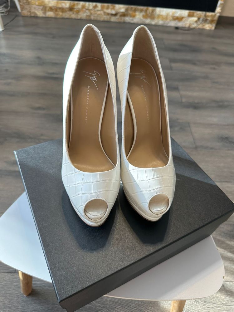 Pantofi Giuseppe Zanotti