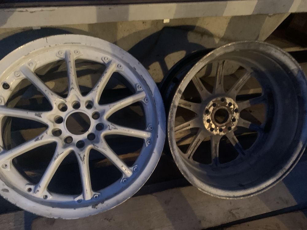 Продам титанки  с шинами и без всесезонка R 17 или обмен на R-16, R-15