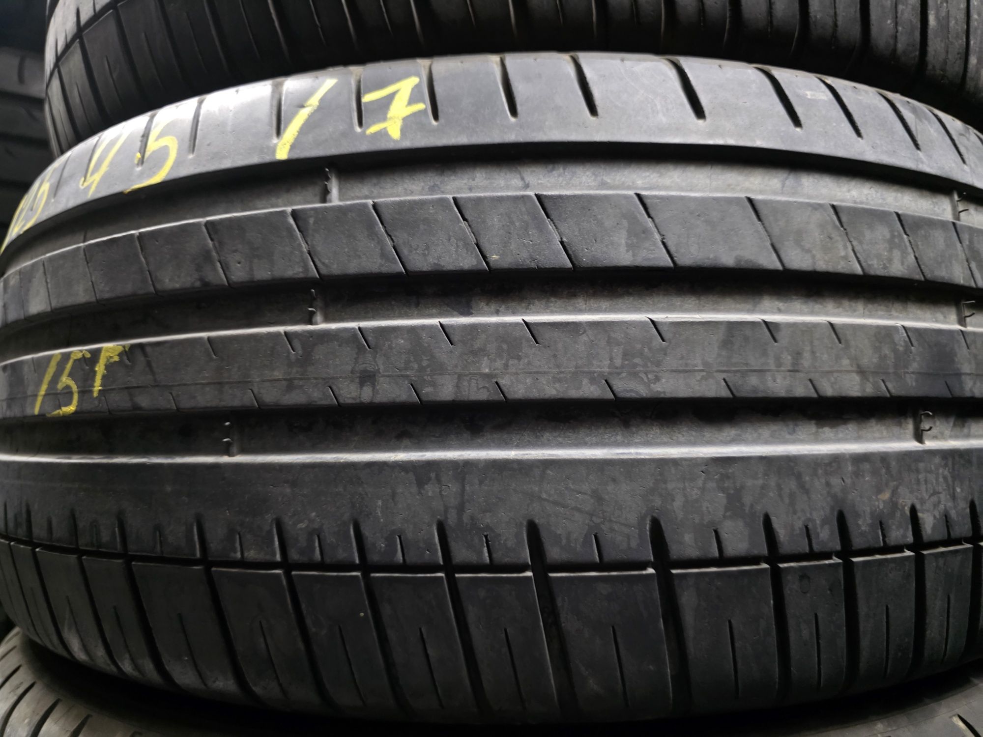 4бр Летни гуми 225 45 17 Pirelli  и Michelin