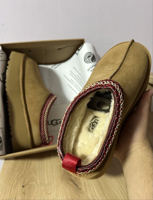 UGG Tazz Brown.