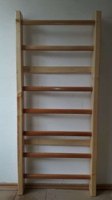 Spalier gimnastica medicala 200/70 cm, 9 trepte, lacuit