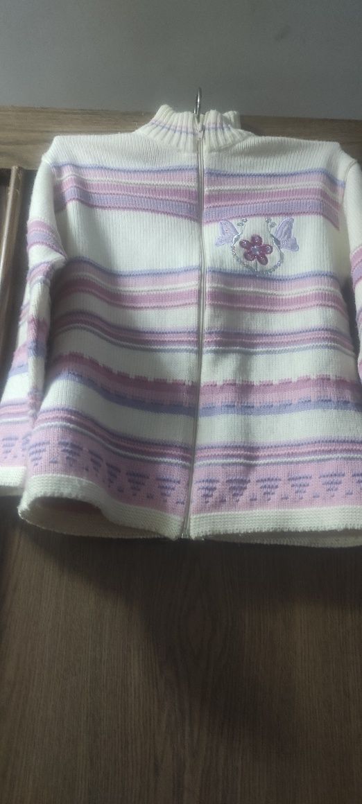 Продам теплые детские кофты