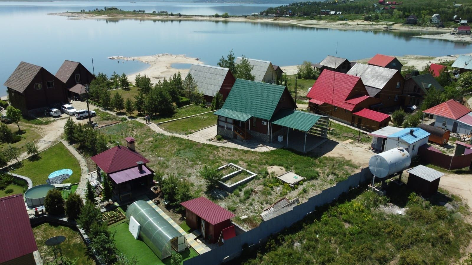 Продам 3 дома отдыха на побережье Бухтарминского Водохранилища