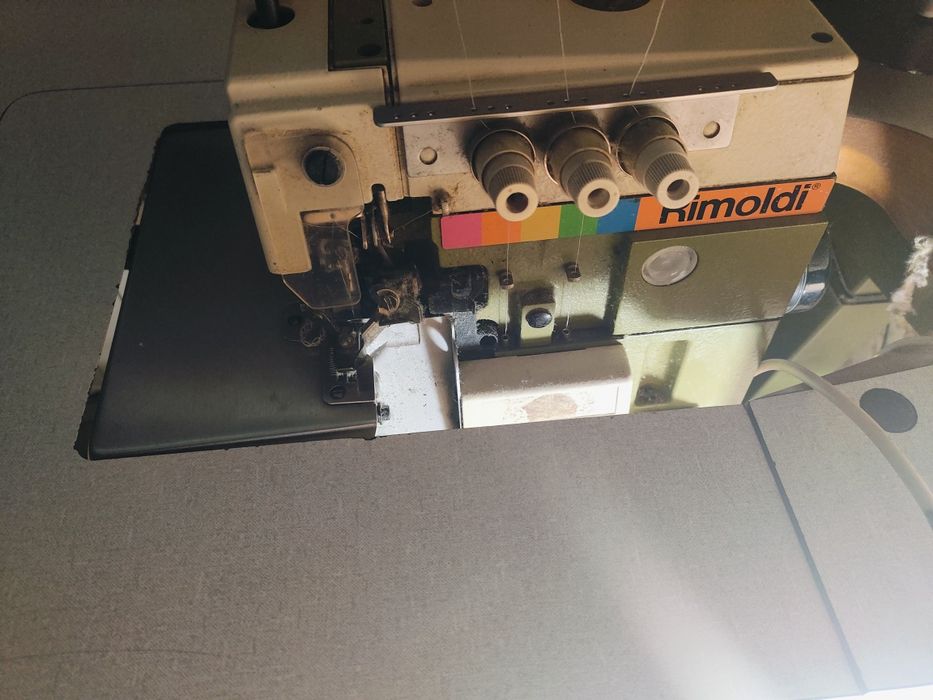 Продам итальянский оверлок Rimoldi Orion