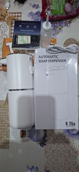 Автоматична помпа за сапун стил пяна.