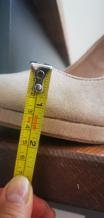 Дамски ОБУВКИ номер 37