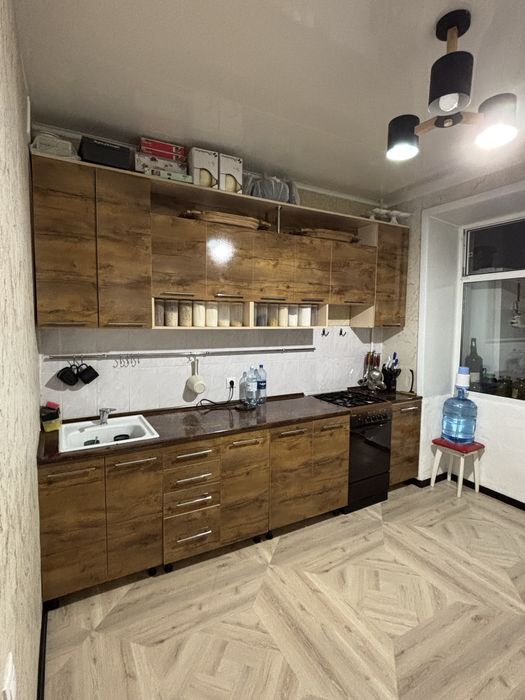 Срочно продам кухонных гарнитур