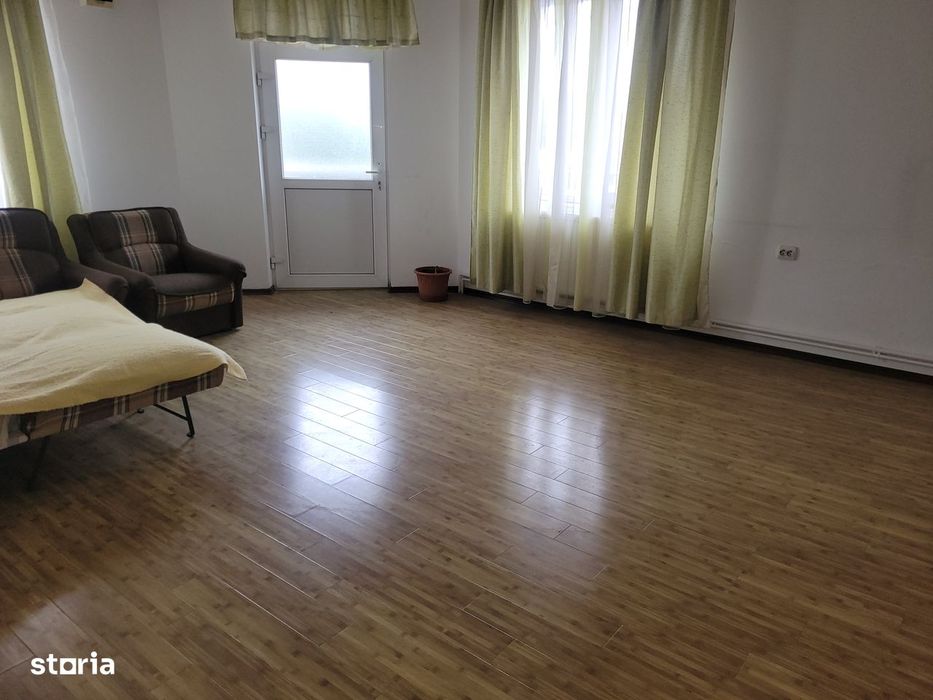 Spatiu comercial km 4 120 mp
